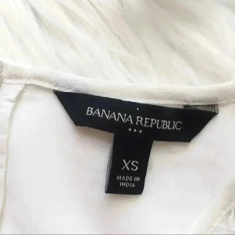 Banana Republic White Sleeveless Tank - Picture 6 of 6